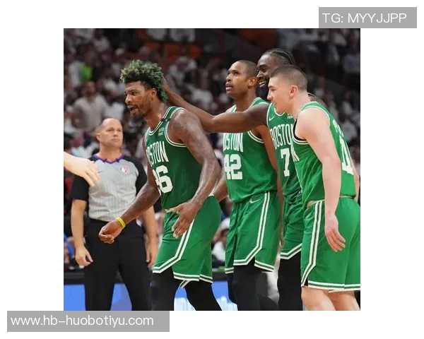 斯玛特调侃热火替补席遭裁判技术犯规引发热议 斯玛特调侃热火替补席遭裁判技术犯规引发热议